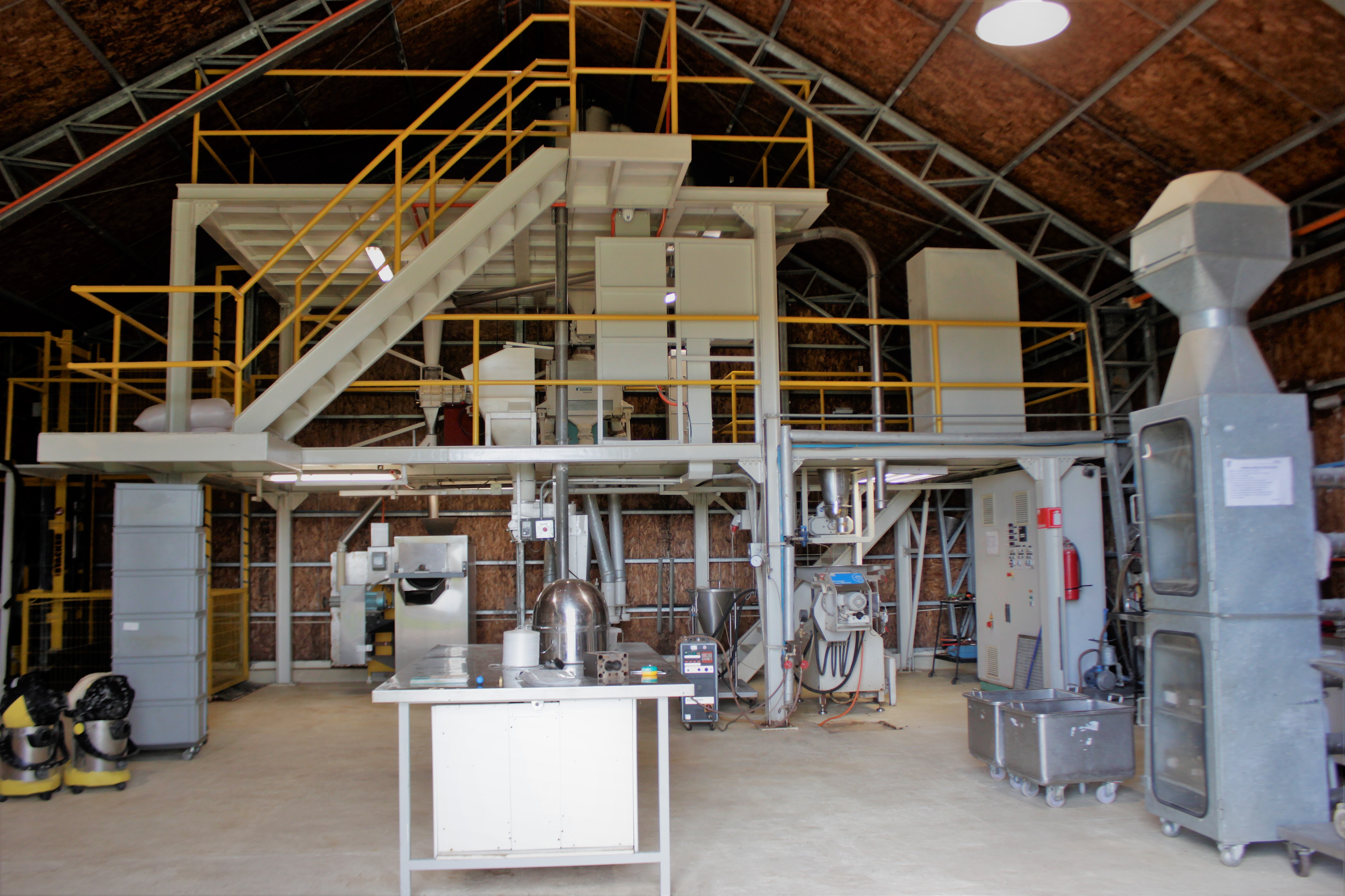 panoramica_planta_extrusion.jpg